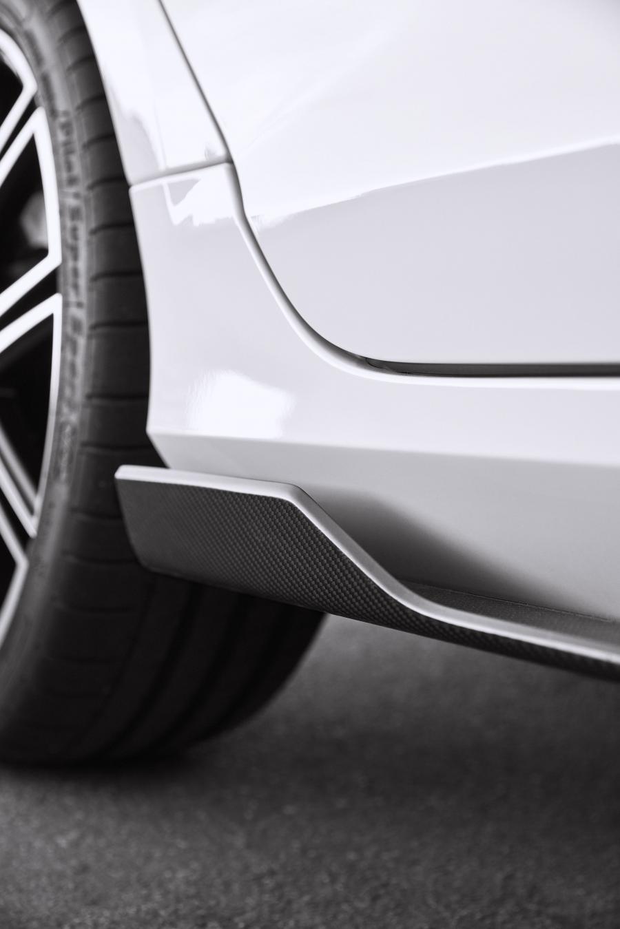 Детали экстерьера Volvo V60 Polestar 2017 года  (WW) (фото 12 из 45)